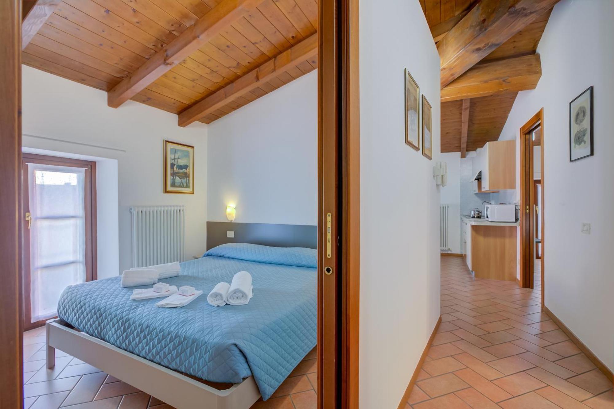 Casa Alpino Aparthotel Riva del Garda Ngoại thất bức ảnh