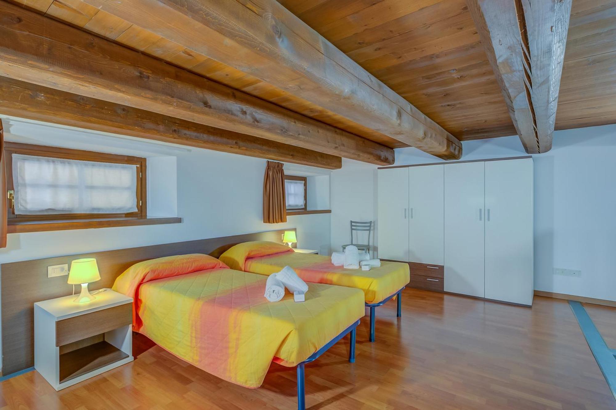 Casa Alpino Aparthotel Riva del Garda Ngoại thất bức ảnh