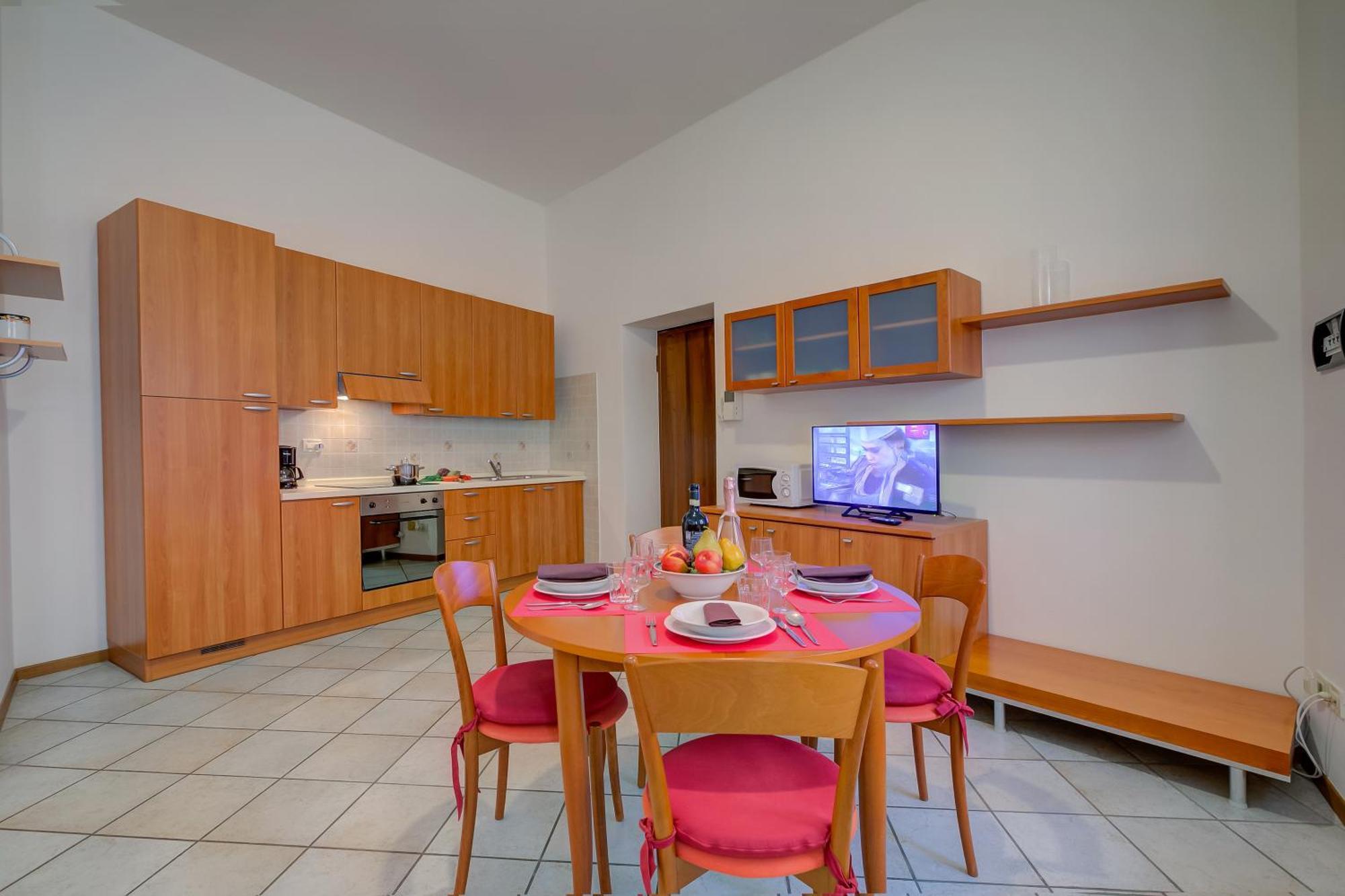 Casa Alpino Aparthotel Riva del Garda Ngoại thất bức ảnh