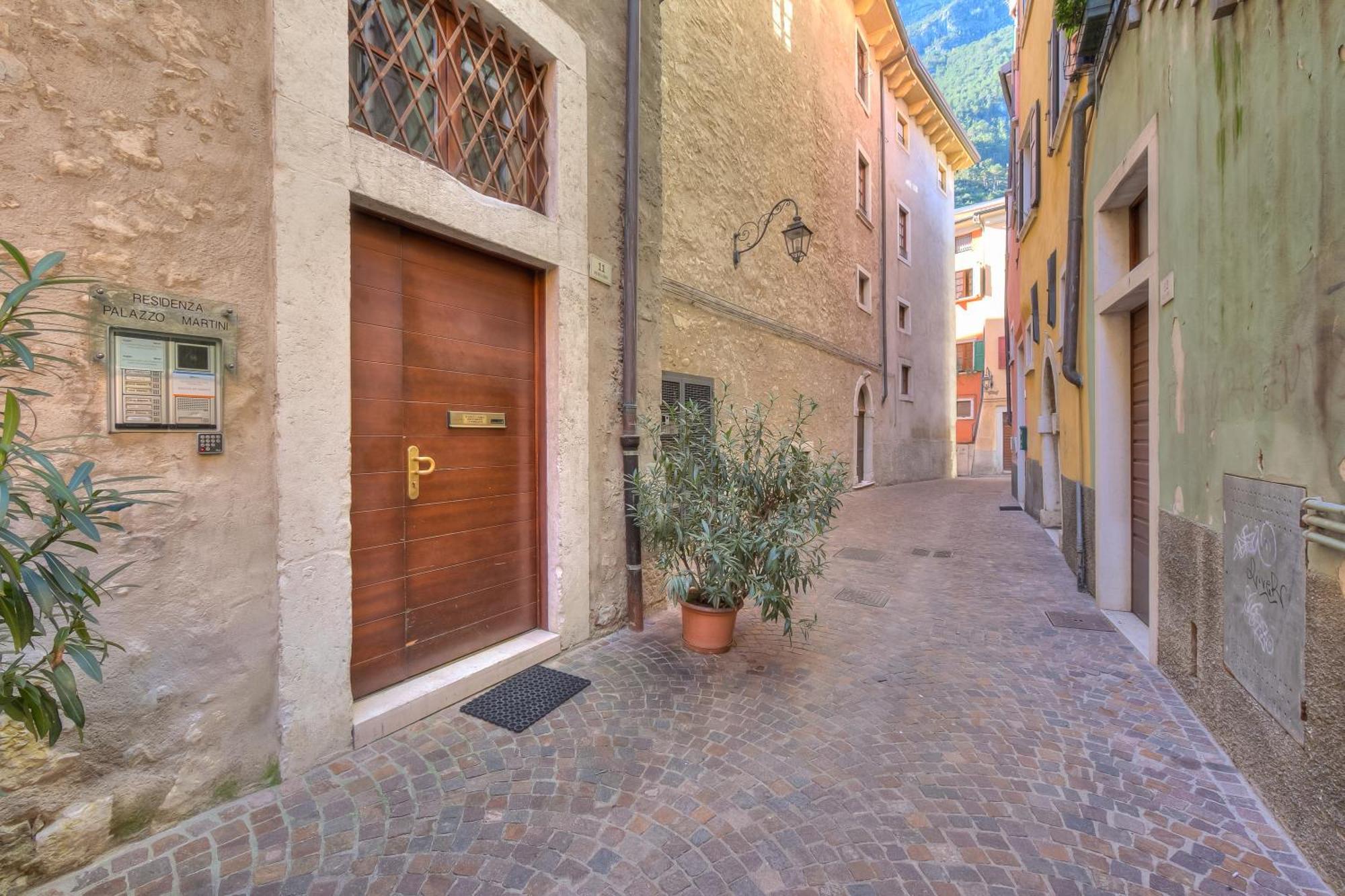 Casa Alpino Aparthotel Riva del Garda Ngoại thất bức ảnh
