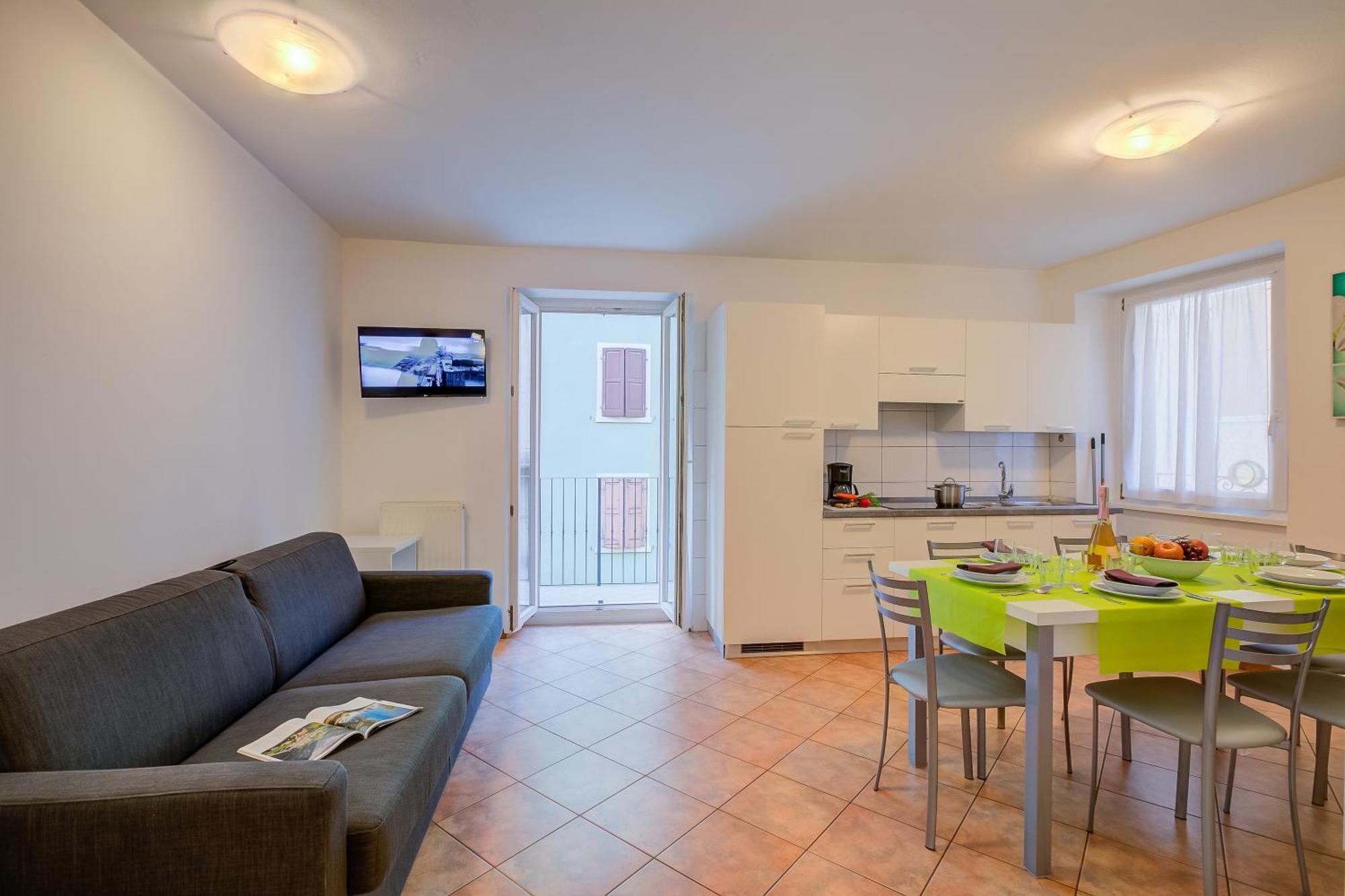 Casa Alpino Aparthotel Riva del Garda Ngoại thất bức ảnh