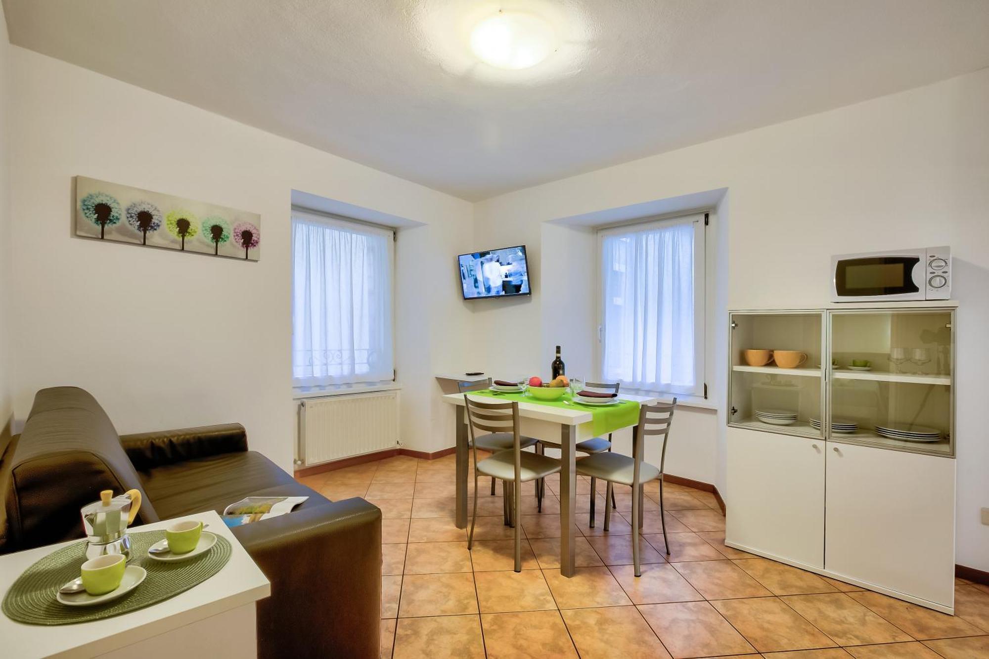 Casa Alpino Aparthotel Riva del Garda Ngoại thất bức ảnh