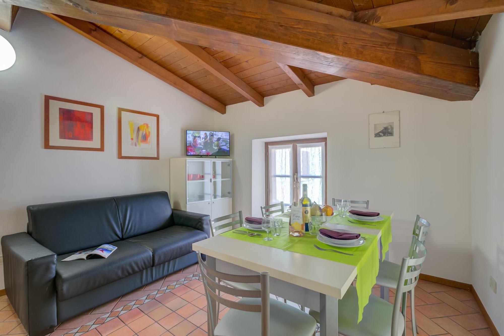 Casa Alpino Aparthotel Riva del Garda Ngoại thất bức ảnh