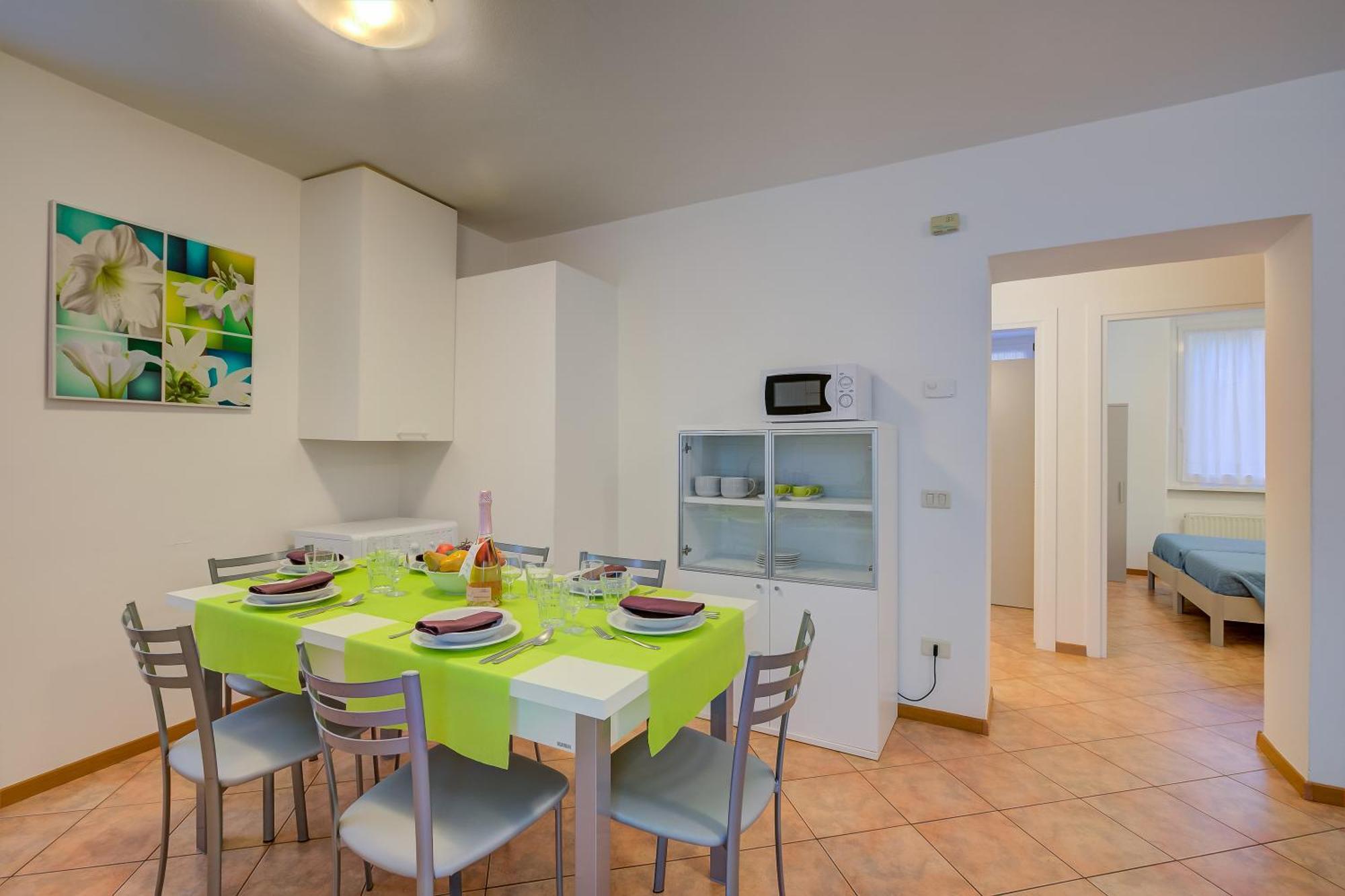 Casa Alpino Aparthotel Riva del Garda Ngoại thất bức ảnh